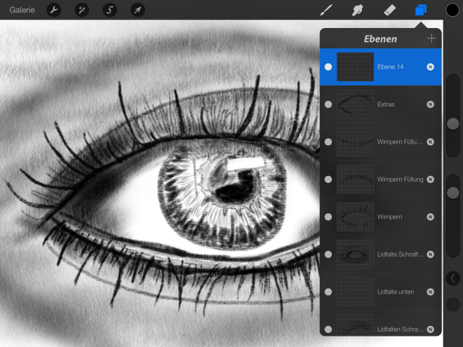 fast ein "realistic eye"